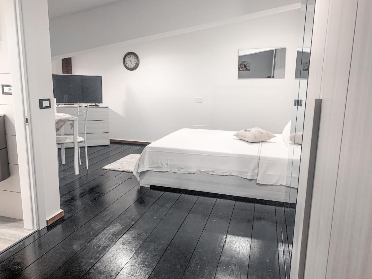 B&B Ma'Delina Settimo Milanese Exterior foto
