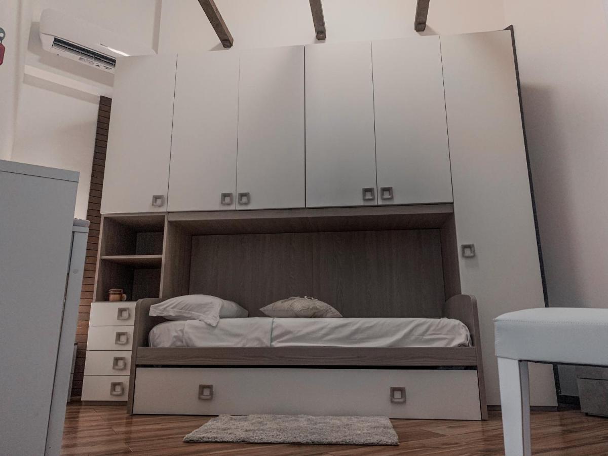 B&B Ma'Delina Settimo Milanese Exterior foto